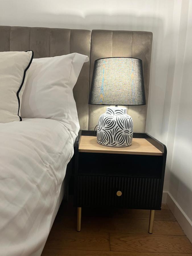 Heart Of Covent Garden Central Apartment - 2 Bed Londra Dış mekan fotoğraf